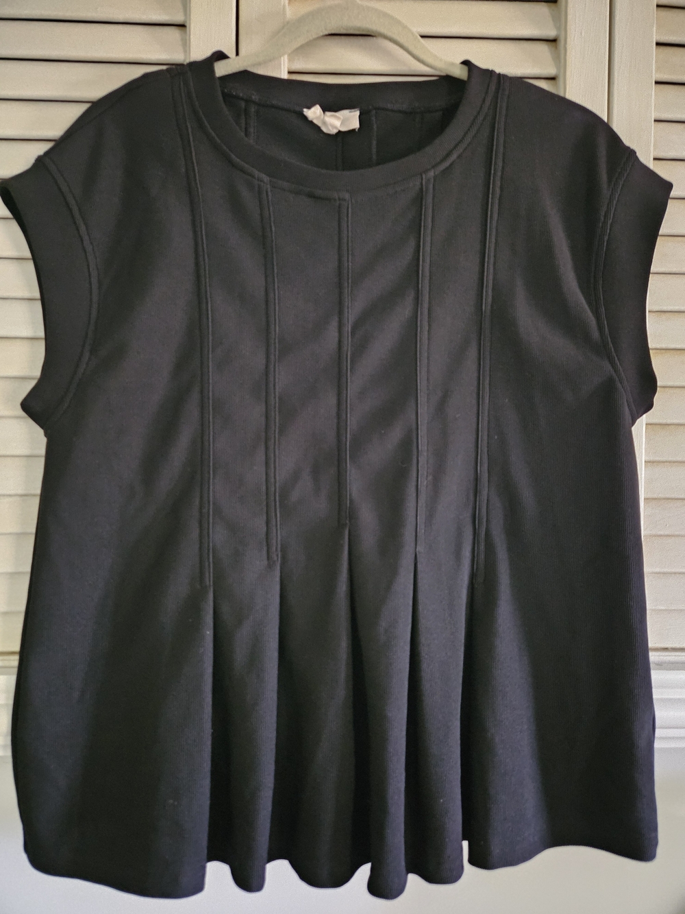 Entro Black Exposed Seam Flared Knit Top Small